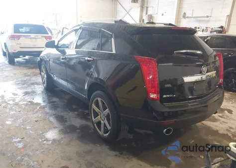 2015 Cadillac Srx Luxury Collection z USA, uszkodzony, nr VIN 3GYFNEE35FS568459